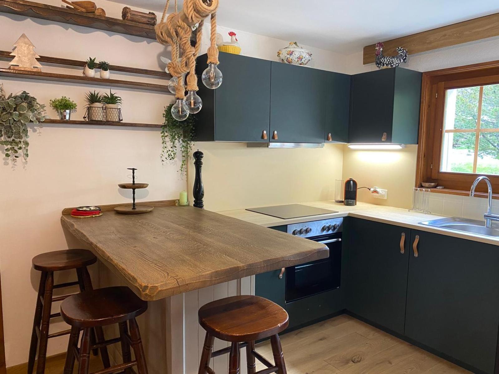 Cozy Apartment In The Heart Of The Alps Шато-д'Э Экстерьер фото