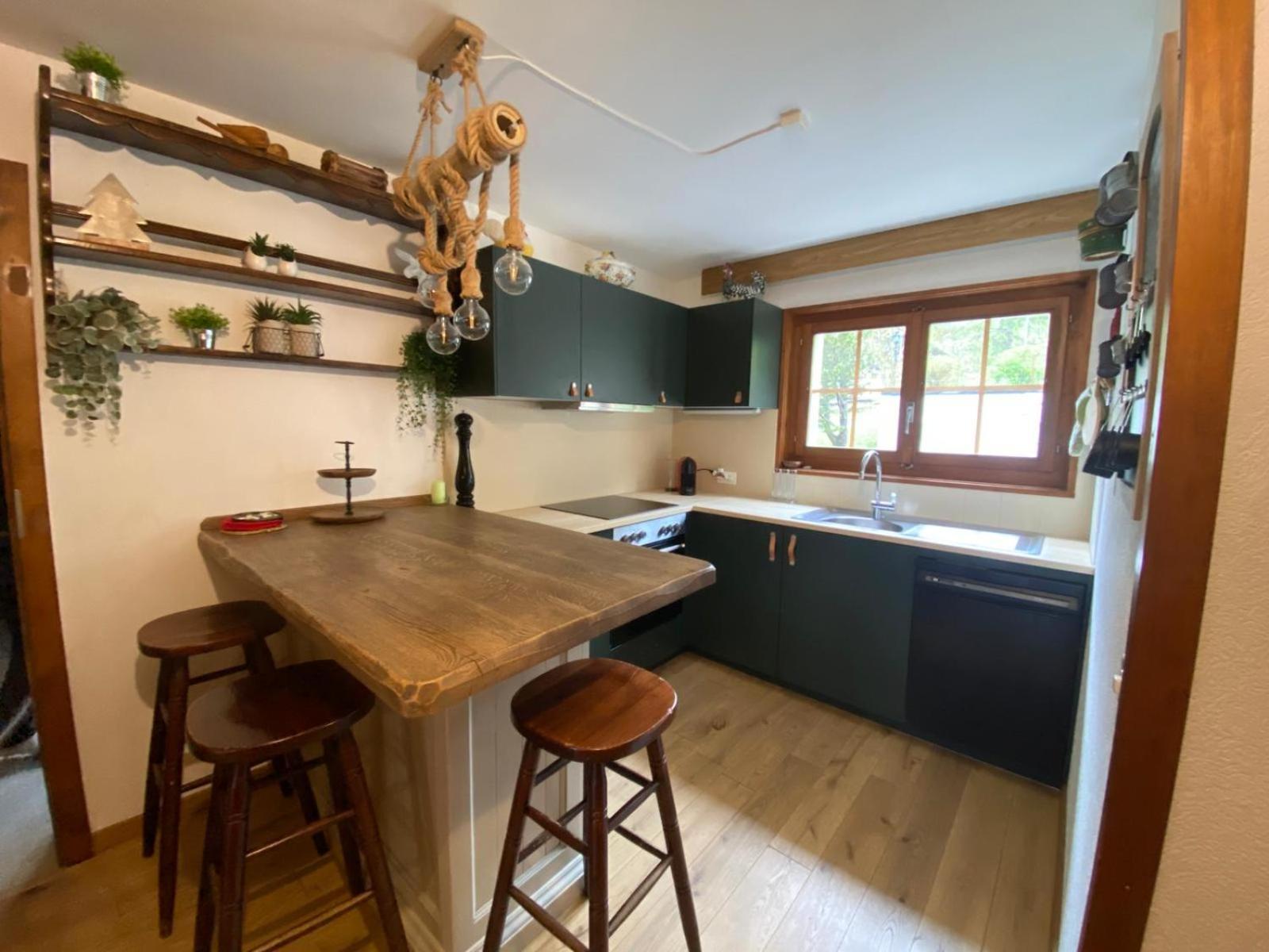 Cozy Apartment In The Heart Of The Alps Шато-д'Э Экстерьер фото